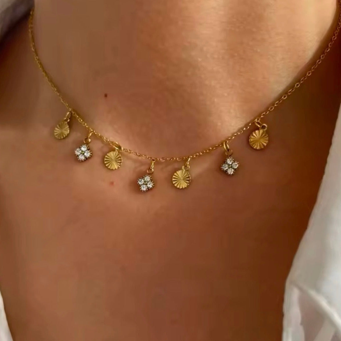 Charm Sparkling Necklace