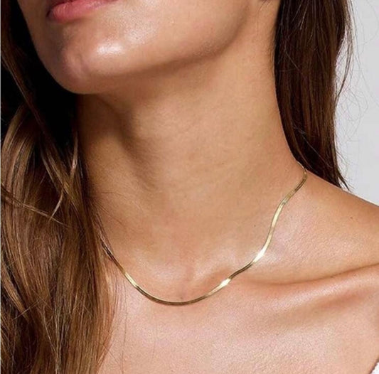 Minimalist Herringbone
Choker Necklace