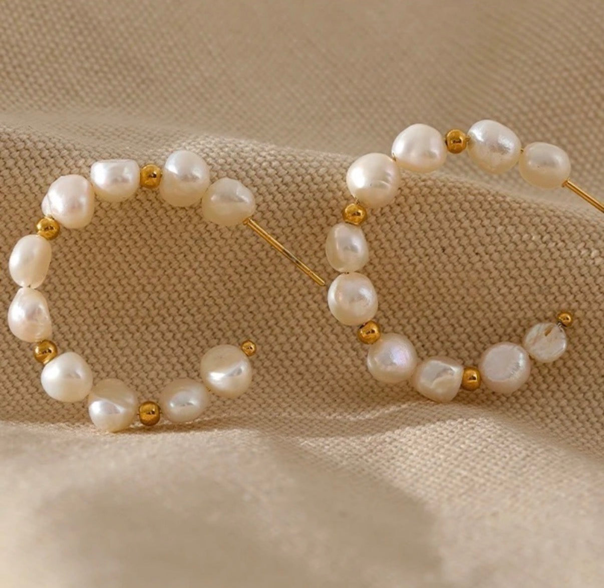 Pretty Pearls Beads Hoop Earrings