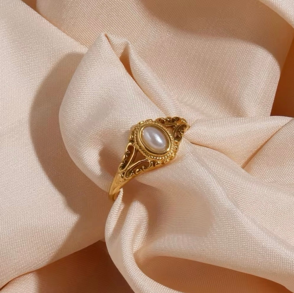 Olivia Pearl Ring