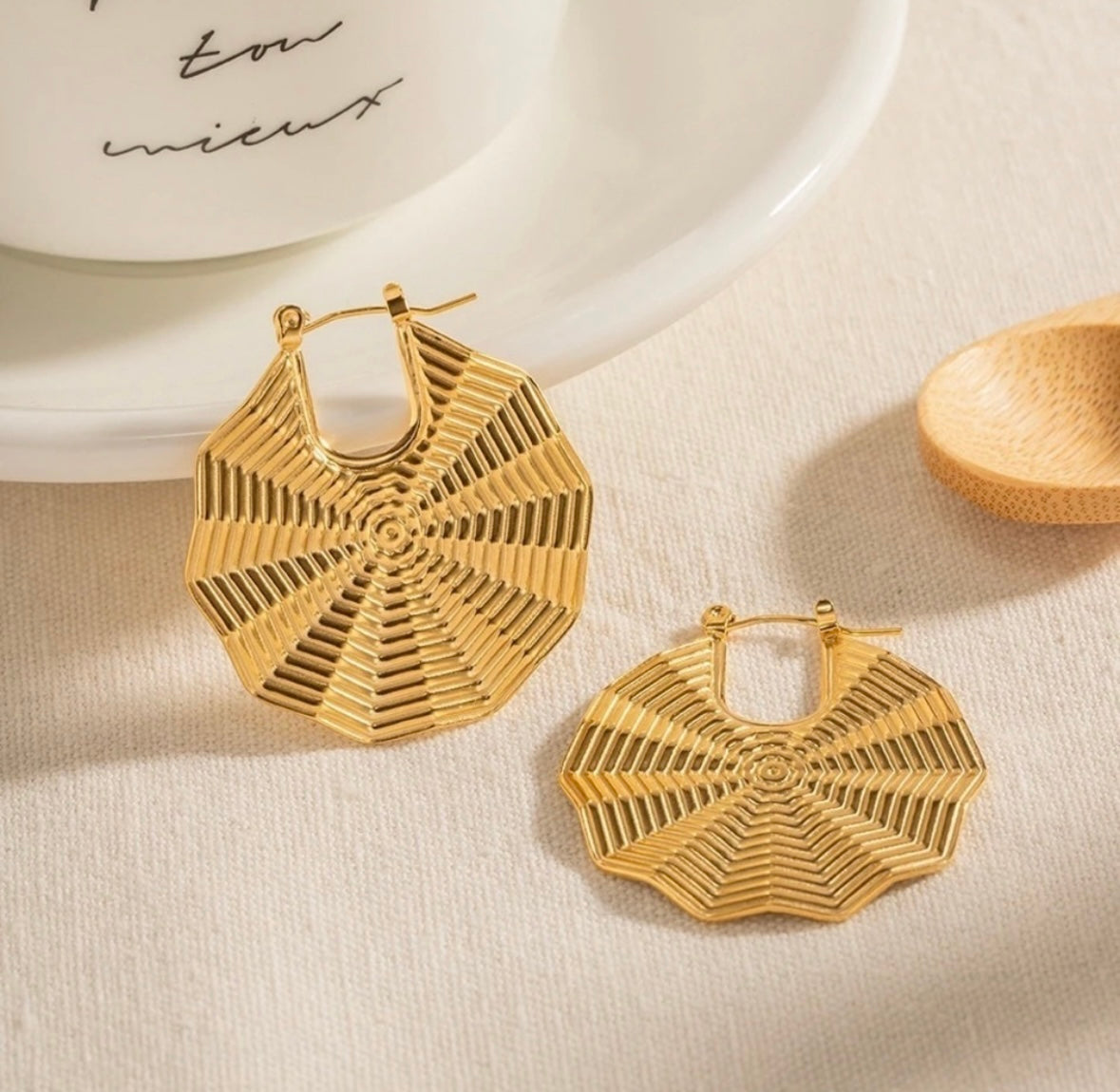 Ipanema Scalloped Hoop Earrings