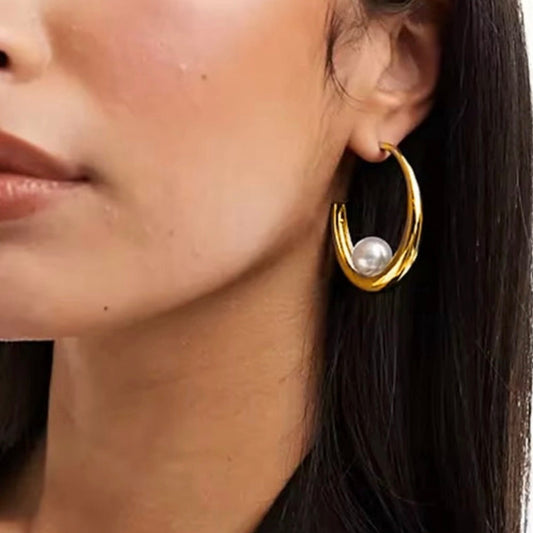 Madonna Hoop & Pearl Earrings
